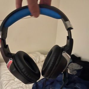 Gaming headset